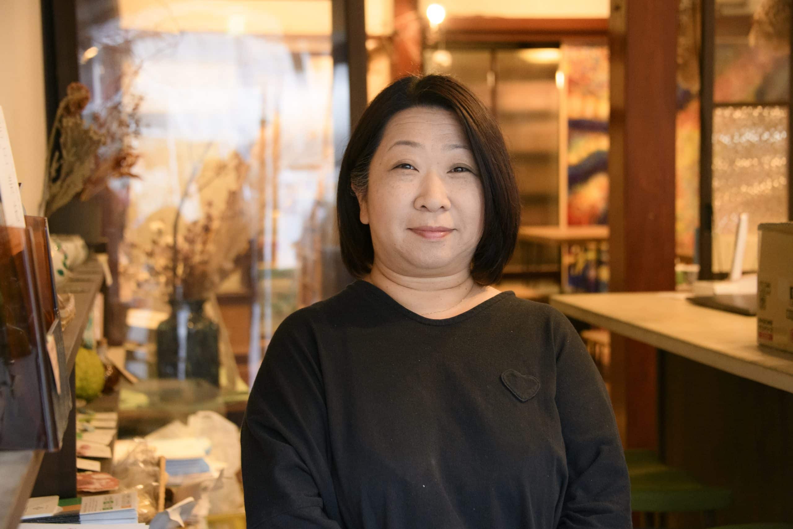 暮らしを紡ぐ人々〜石川・小松編③〜」町家の古本カフェを営む