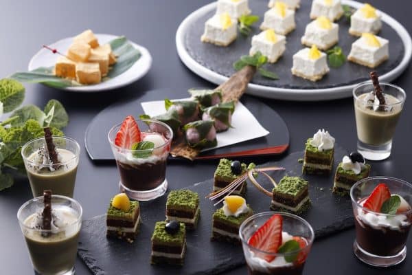 土佐の春を味わうスイーツビュッフェ開催